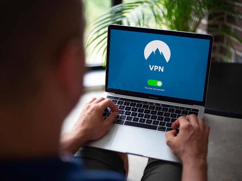 4. Utilizza la VPN quando ti connetti al Wi-Fi pubblico